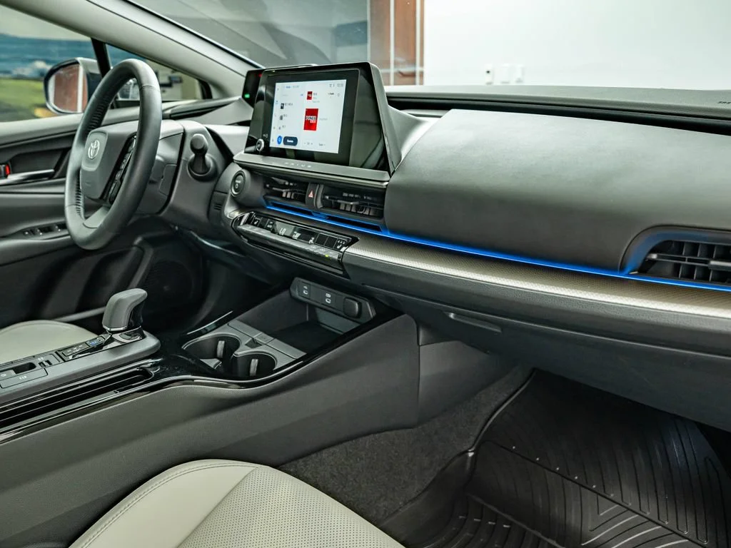 Used 2024 Guardian Gray Toyota XLE image 38