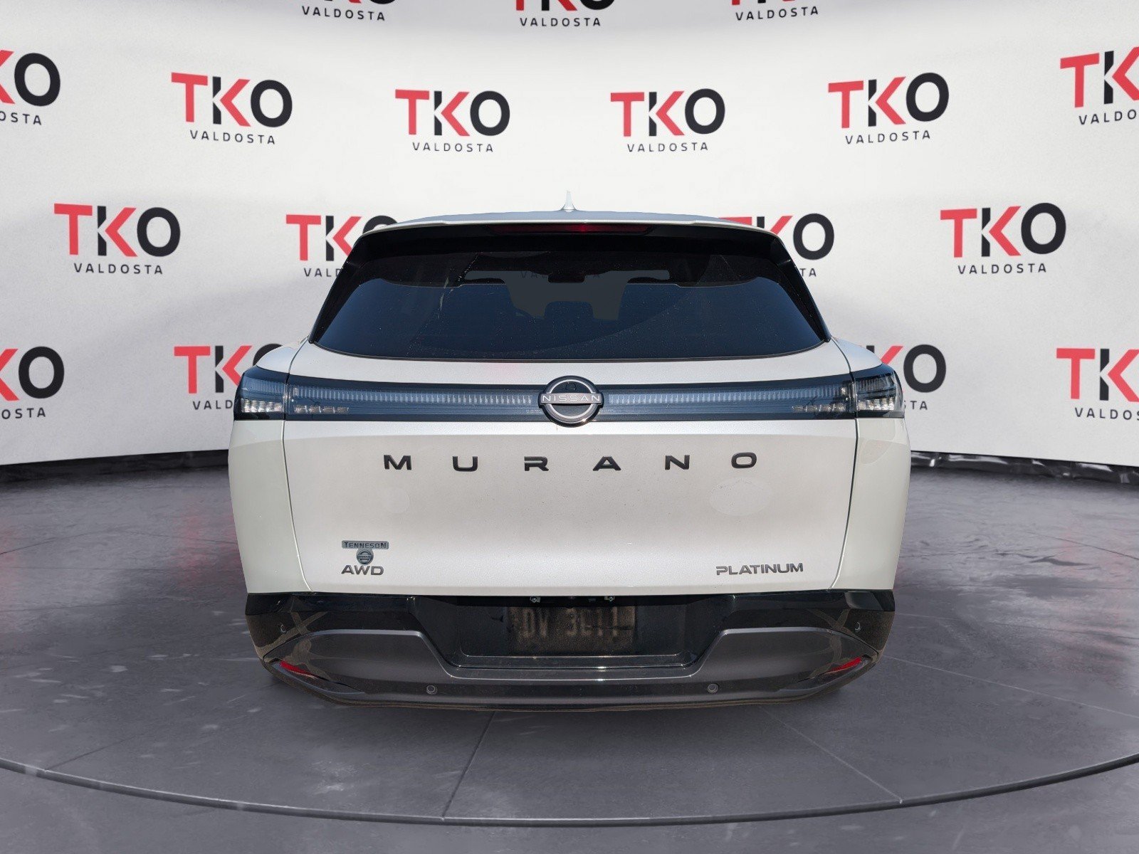 Used 2025 Everest White Pearl Tricoat Nissan Platinum image 3