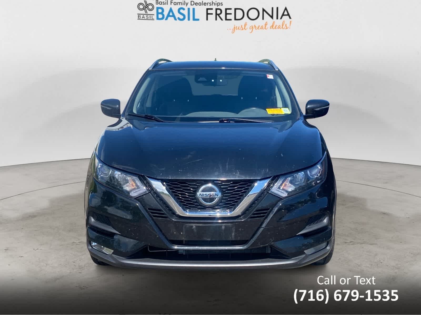 Used 2020 Magnetic Black Pearl Nissan SV image 4