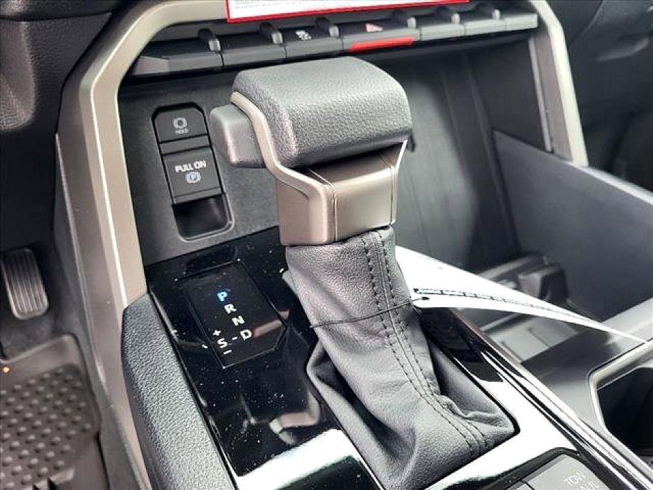 2024 Toyota Tundra SR5 - Photo 14