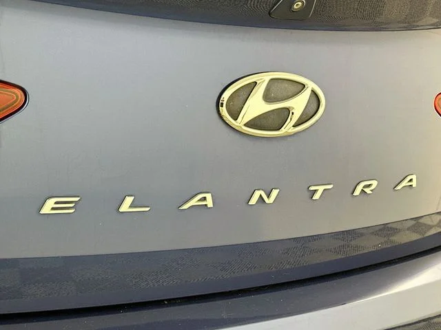 Pre-Owned 2019 Hyundai Elantra SEL