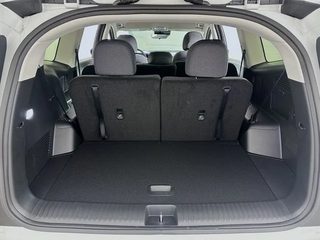 New 2026 White Hyundai S image 25