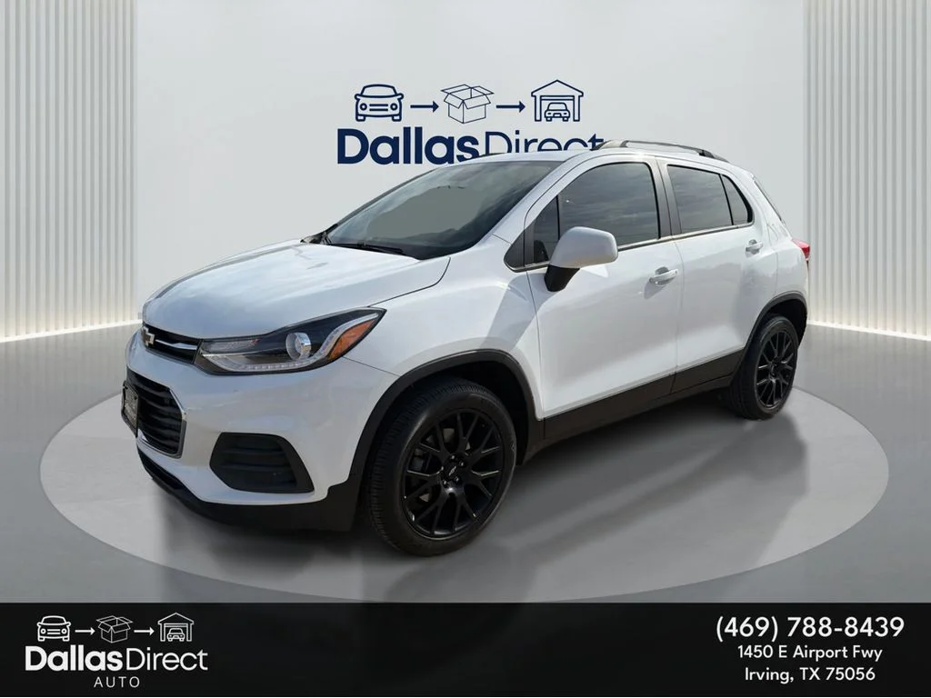 Used 2022 Summit White Chevrolet LT image 1