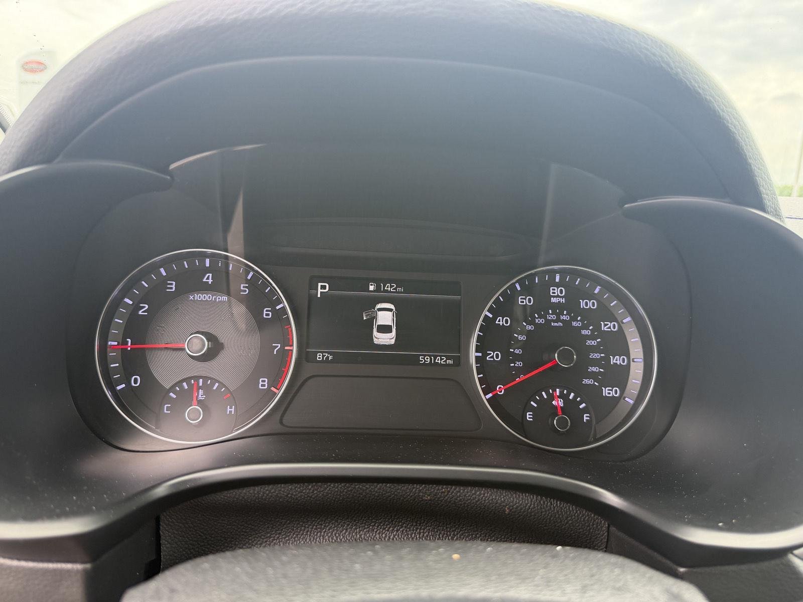 Used 2024 Steel Gray KIA  image 18