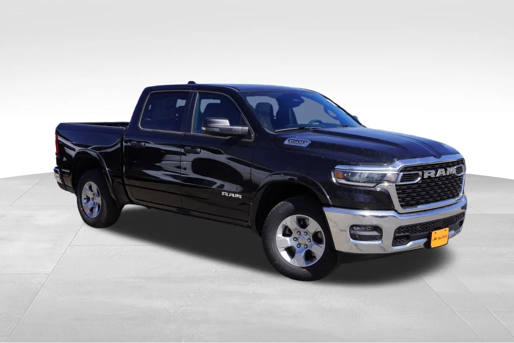 2026 RAM 1500 Big Horn/Lone Star 4x4 Crew Cab 5'7's photo