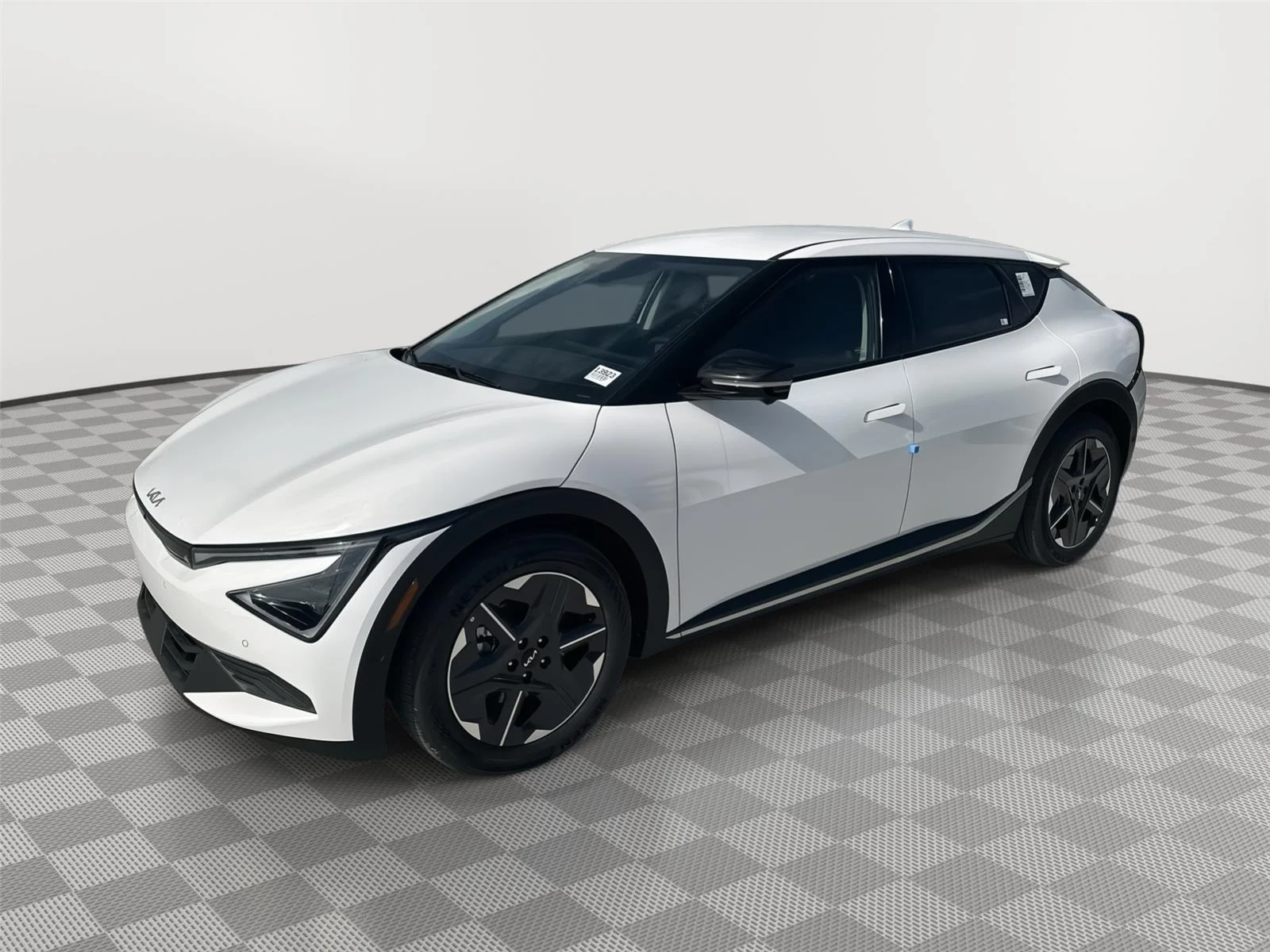 2025 Kia EV6 Light L/R AWD's photo