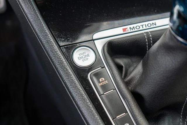 Used 2019 Blue Volkswagen DCC & Navigation 4Motion image 33