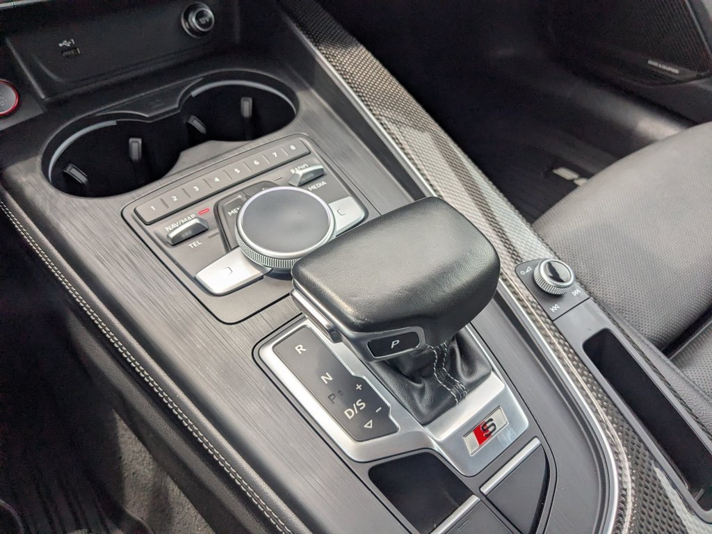 Used 2019  Audi Prestige image 19