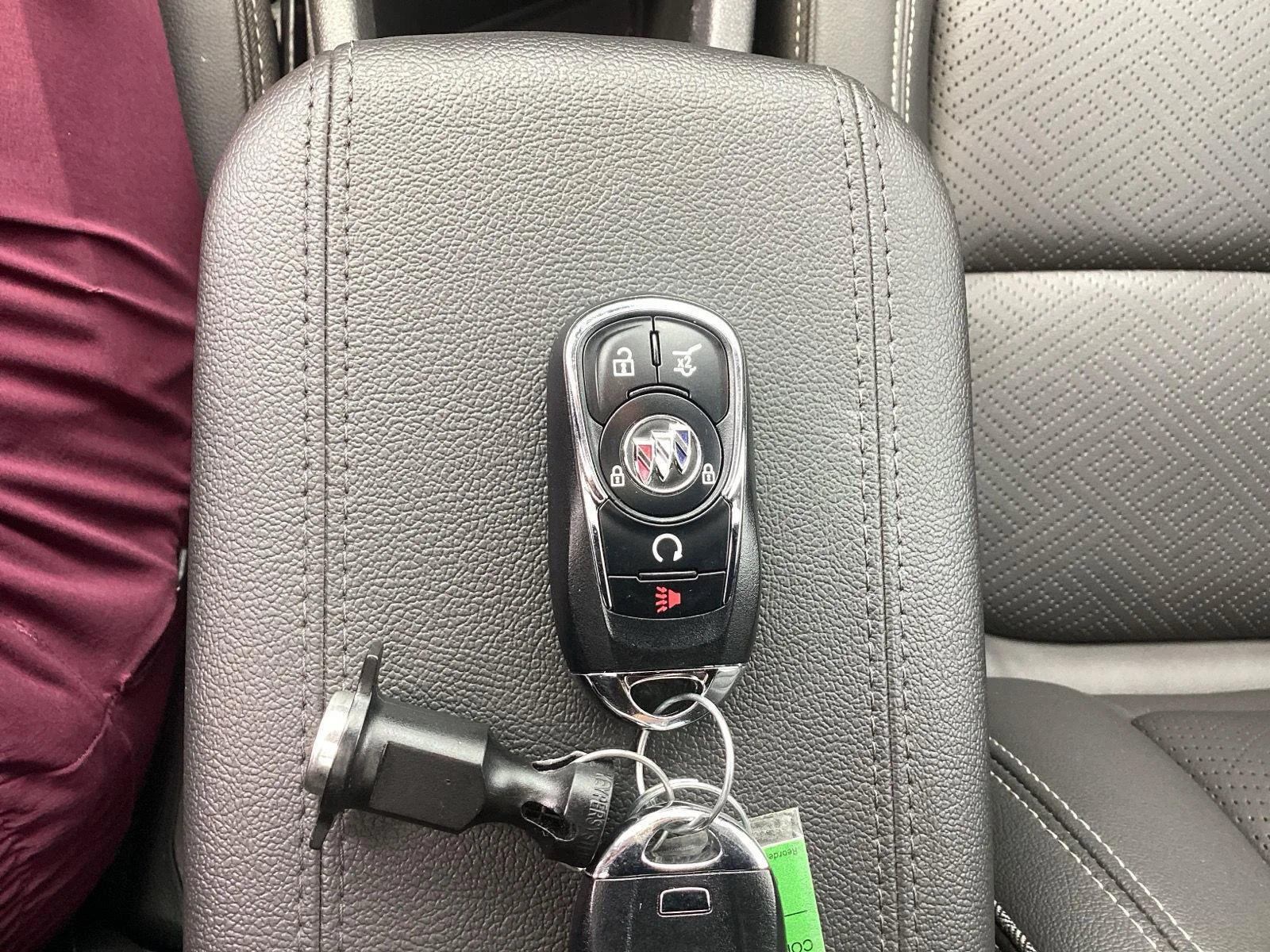 Used 2023 Cinnabar Metallic Buick Essence image 29