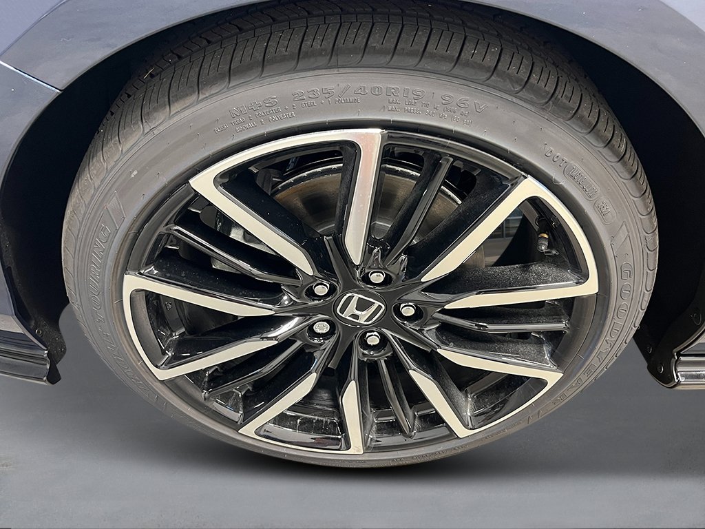 New 2026 Canyon River Blue Metallic Honda Touring image 12