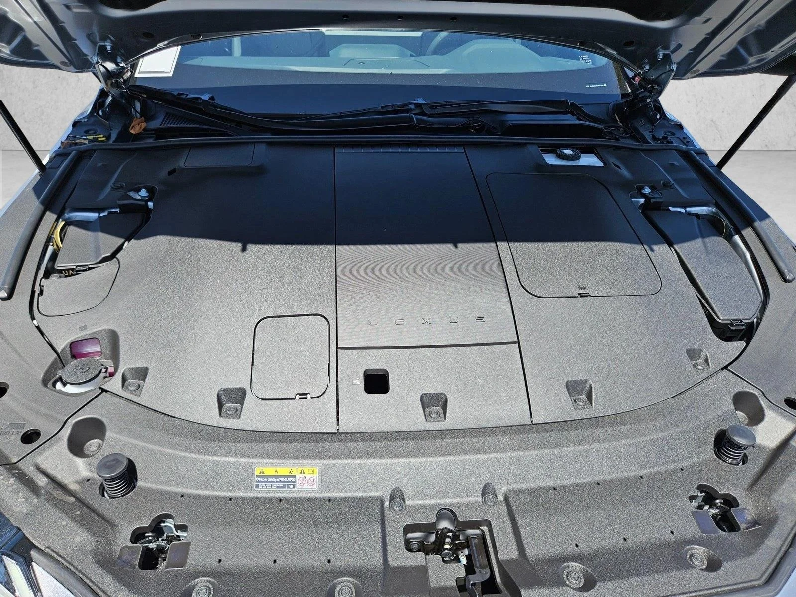 New 2026 Iridium Lexus ES 350e PREMIUM image 16