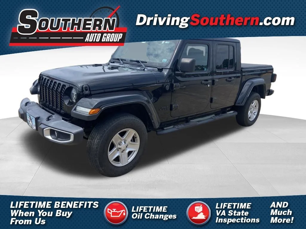Used 2022 Black Jeep Sport image 1