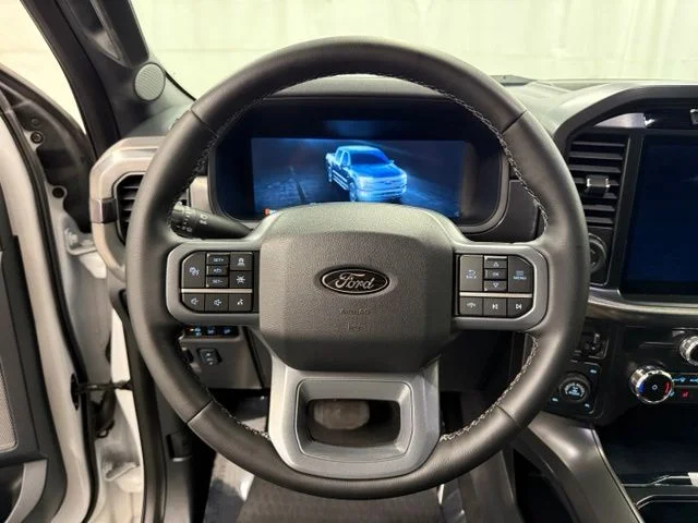 2025 Ford F-150 Lariat - Photo 13