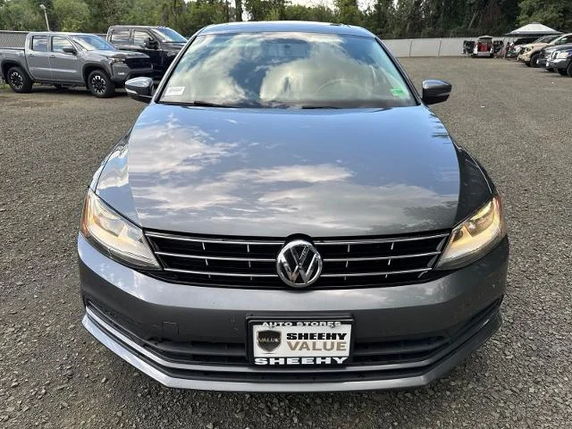 Used 2018 Platinum Gray Metallic Volkswagen  image 6