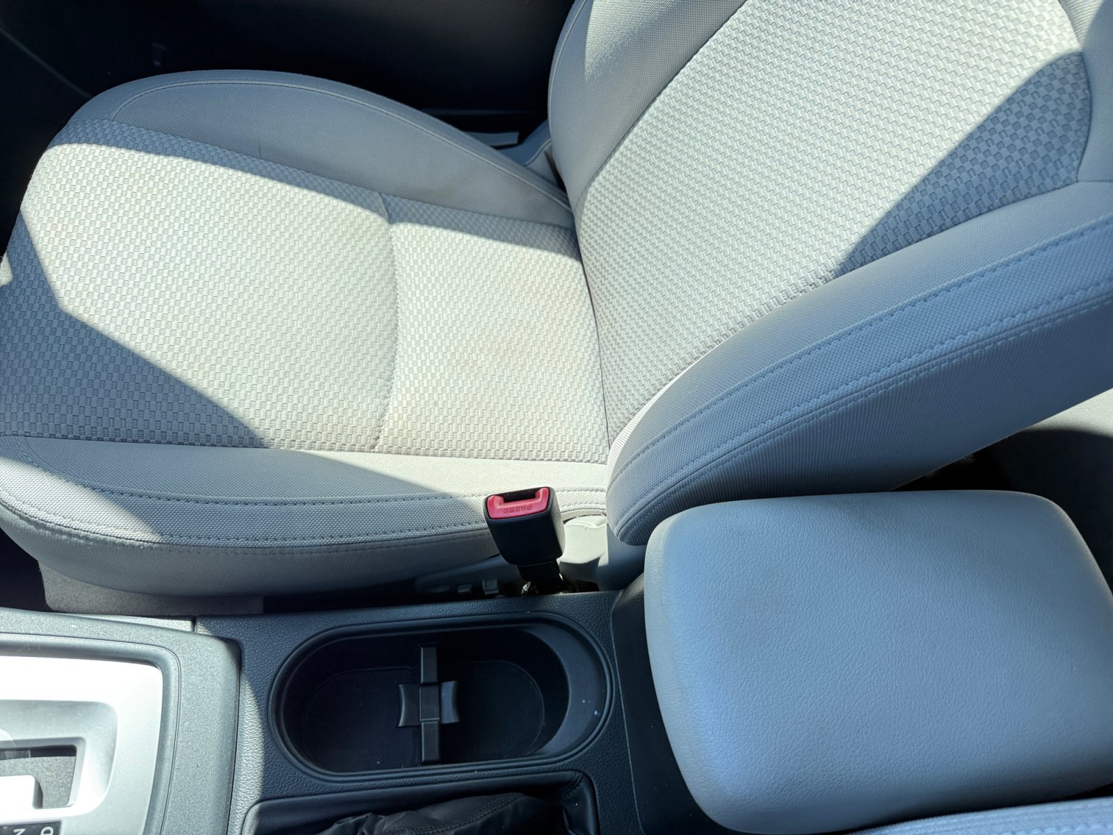 Used 2016 Quartz Blue Subaru 2.5i Premium image 14