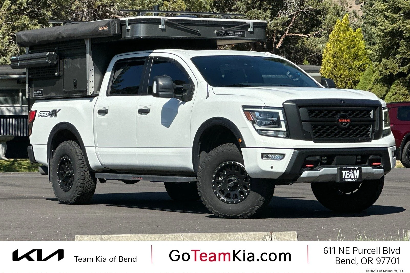 2021 Nissan Titan PRO-4X 4X4 Crew Cab's photo