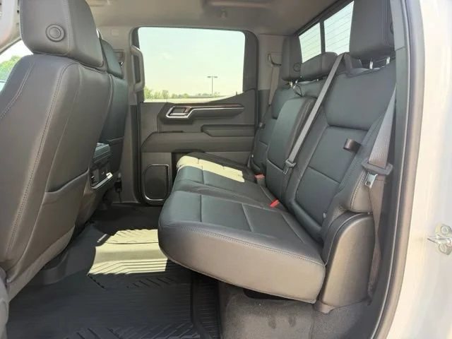 Used 2026 Summit White Chevrolet LT Trail Boss image 11