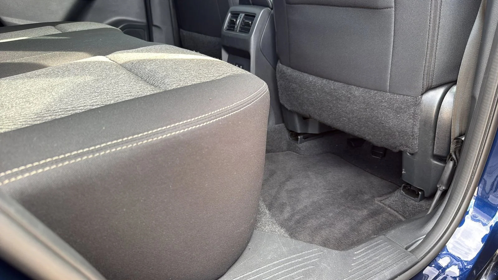 Used 2024 Blue Nissan SV image 26