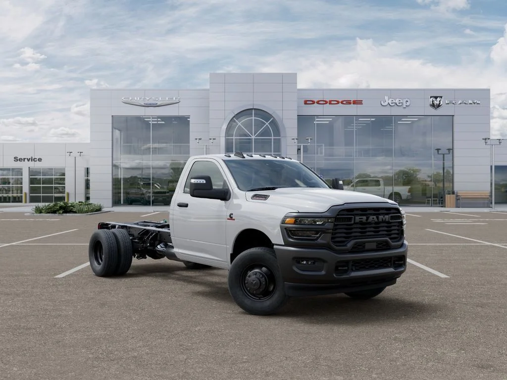 New 2026 Bright White Clearcoat RAM Tradesman image 5