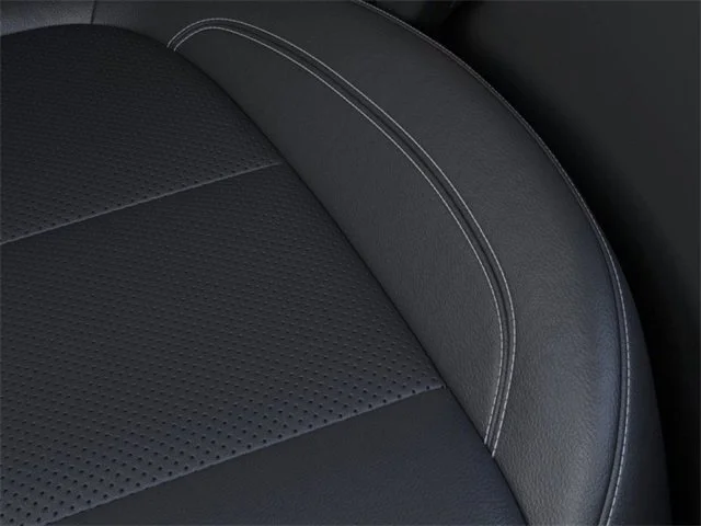 Used 2025 Black Chevrolet 3LT image 21