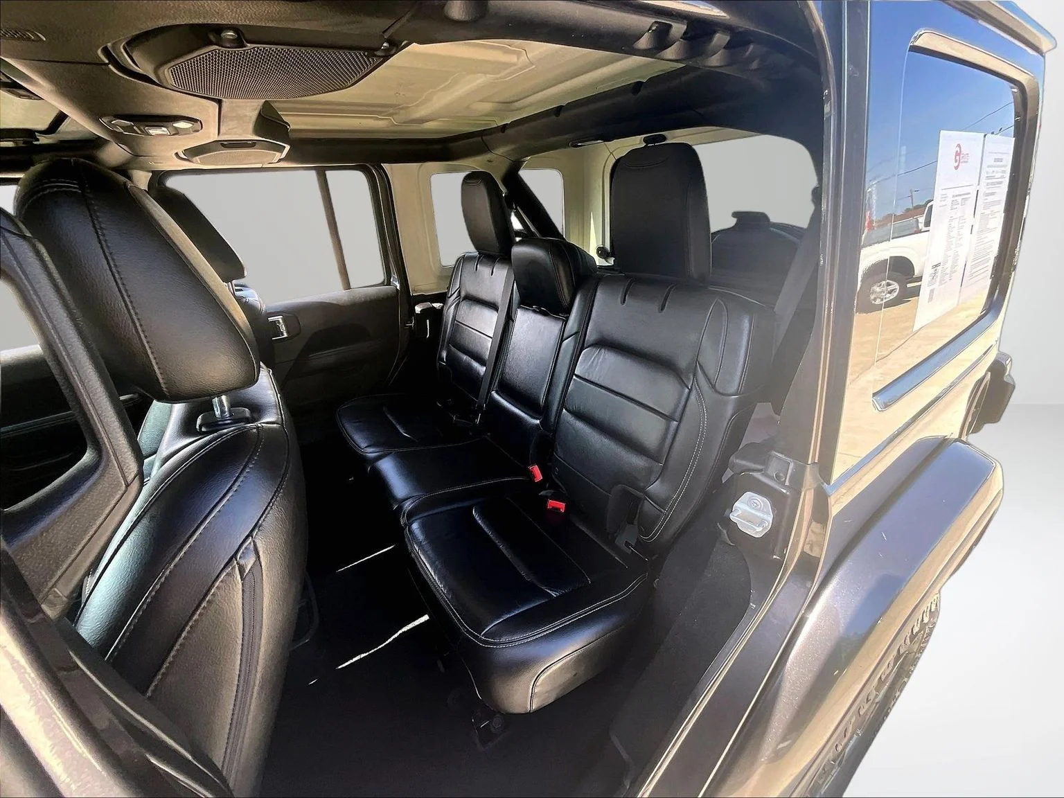 Used 2018 Gray Jeep Unlimited Sahara image 25