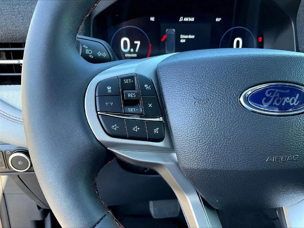 New 2027 Agate Black Metallic Ford Active image 19