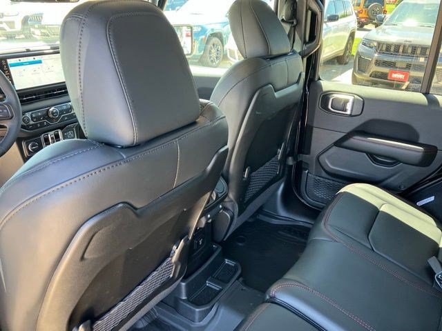 New 2026 Black Clear-Coat Exterior Paint Jeep Rubicon image 24