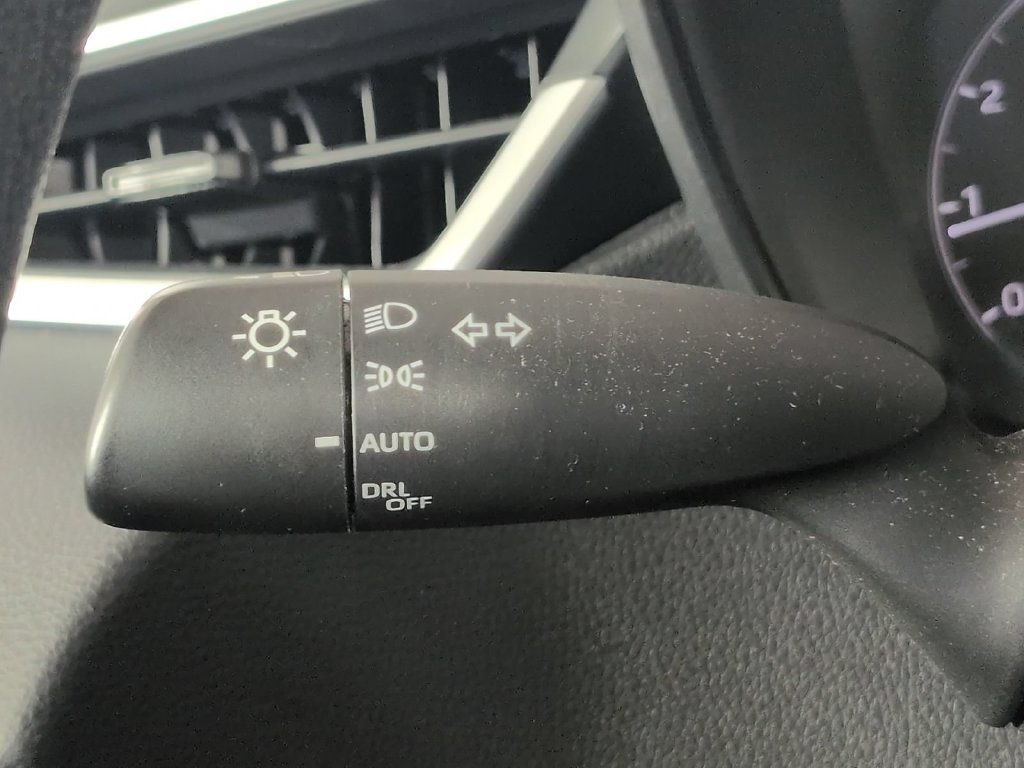 2024 Toyota Corolla LE - Photo 38