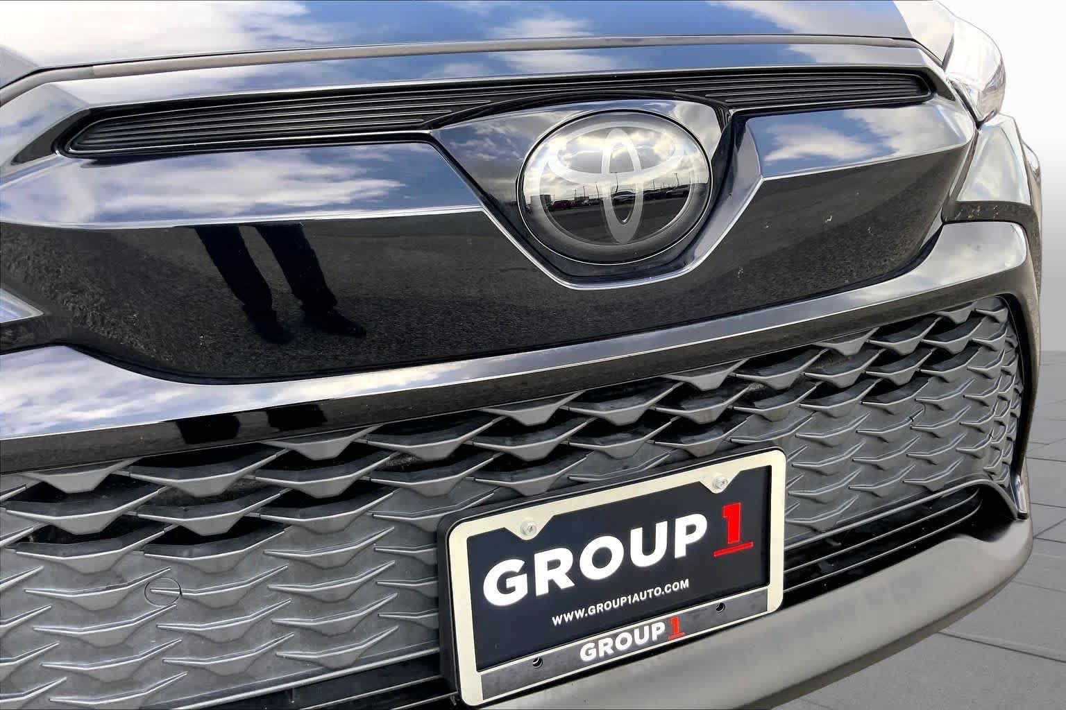 Used 2024 Jet Black Toyota Hybrid S image 29