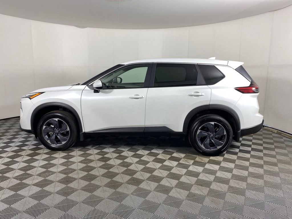 Used 2025 White Nissan SV image 6