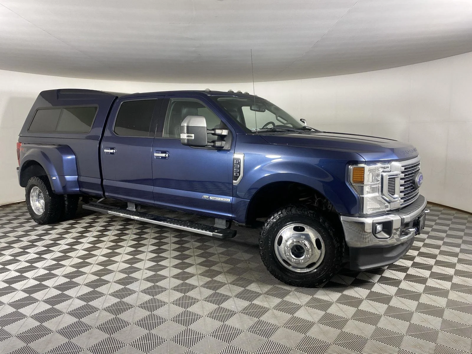 Used 2020 Blue Jeans Ford Lariat image 11
