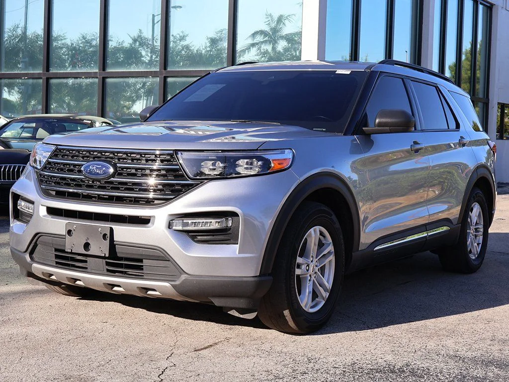 2023 Ford Explorer XLT - Photo 6