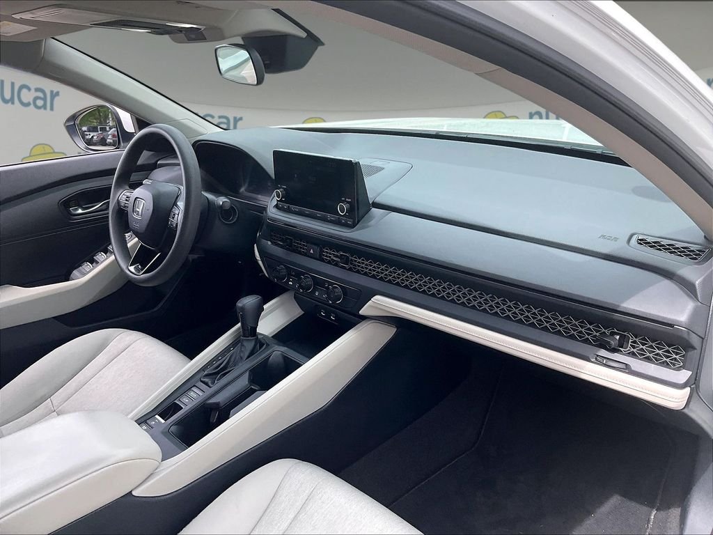 Used 2024 White Honda LX image 14