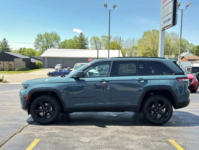 New 2026 Steel Blue Jeep Limited image 6