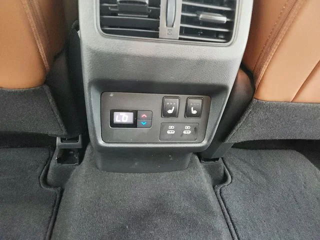 Used 2026 Gray Nissan Platinum image 36
