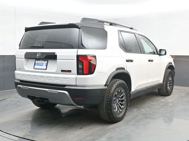 Certified Used 2026 Platinum White Pearl Honda TrailSport image 10