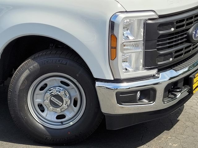 New 2026 Oxford White Ford F-250® XL image 34