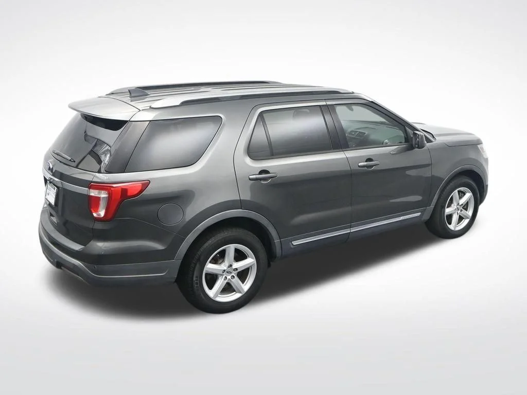 Used 2019 Magnetic Ford XLT image 27