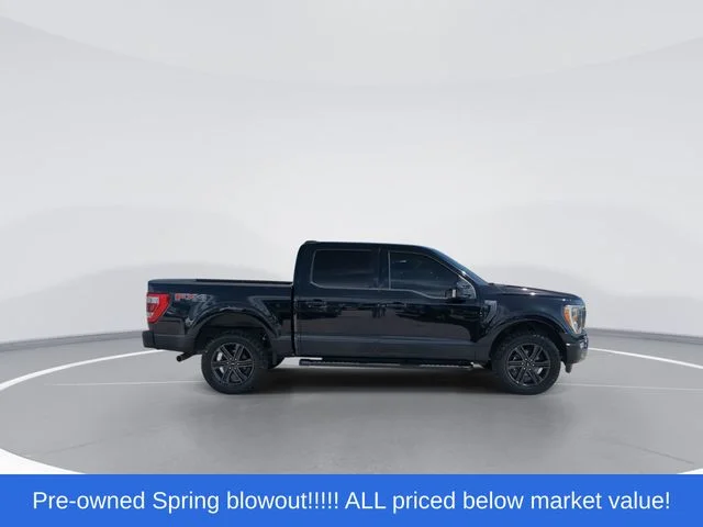 Used 2022 Black Ford Lariat image 9