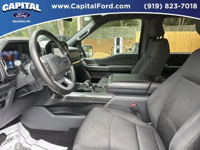 Used 2023 Black Ford XLT image 17