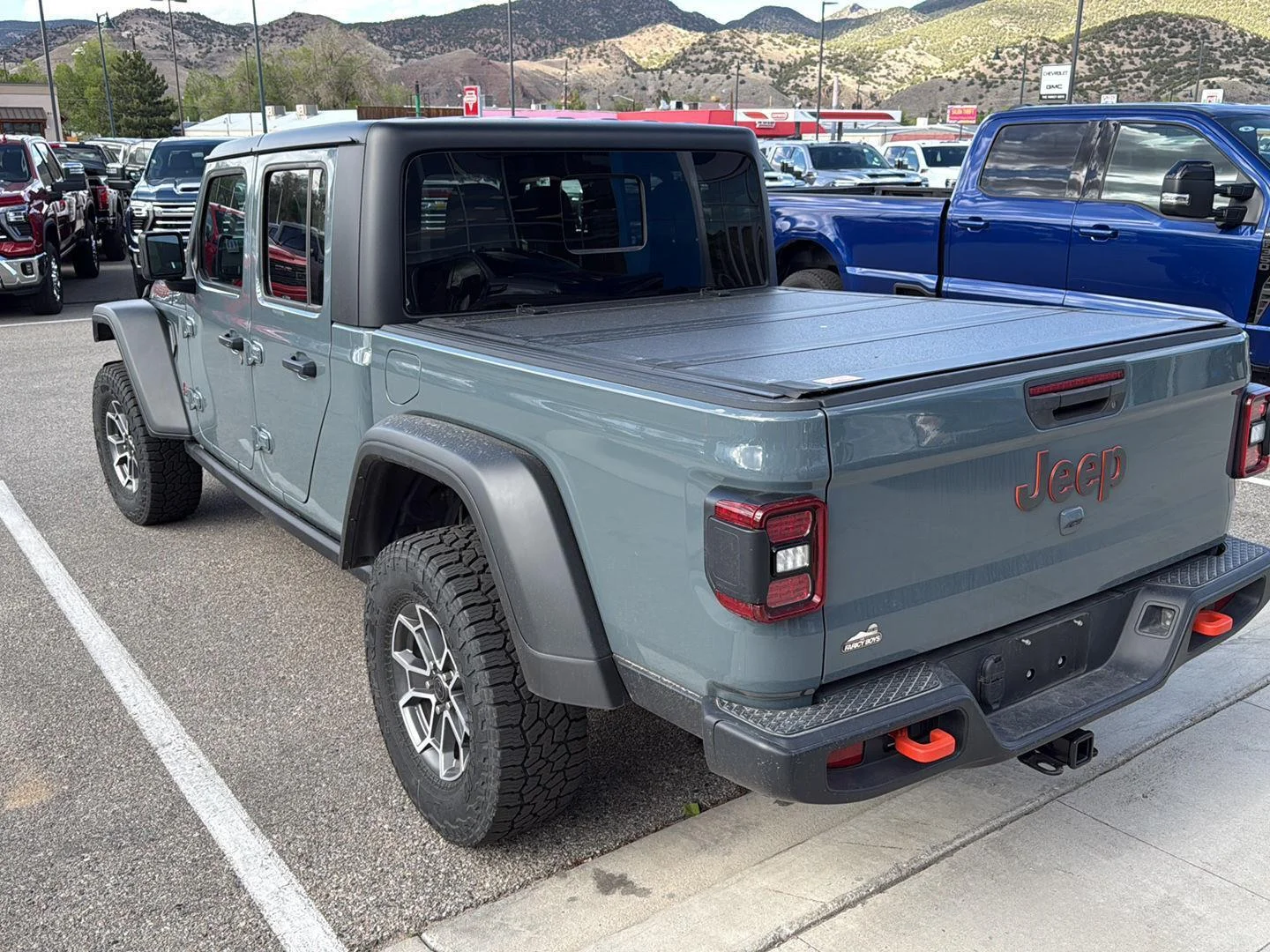 Used 2024 Anvil Clear Coat Jeep Mojave image 4