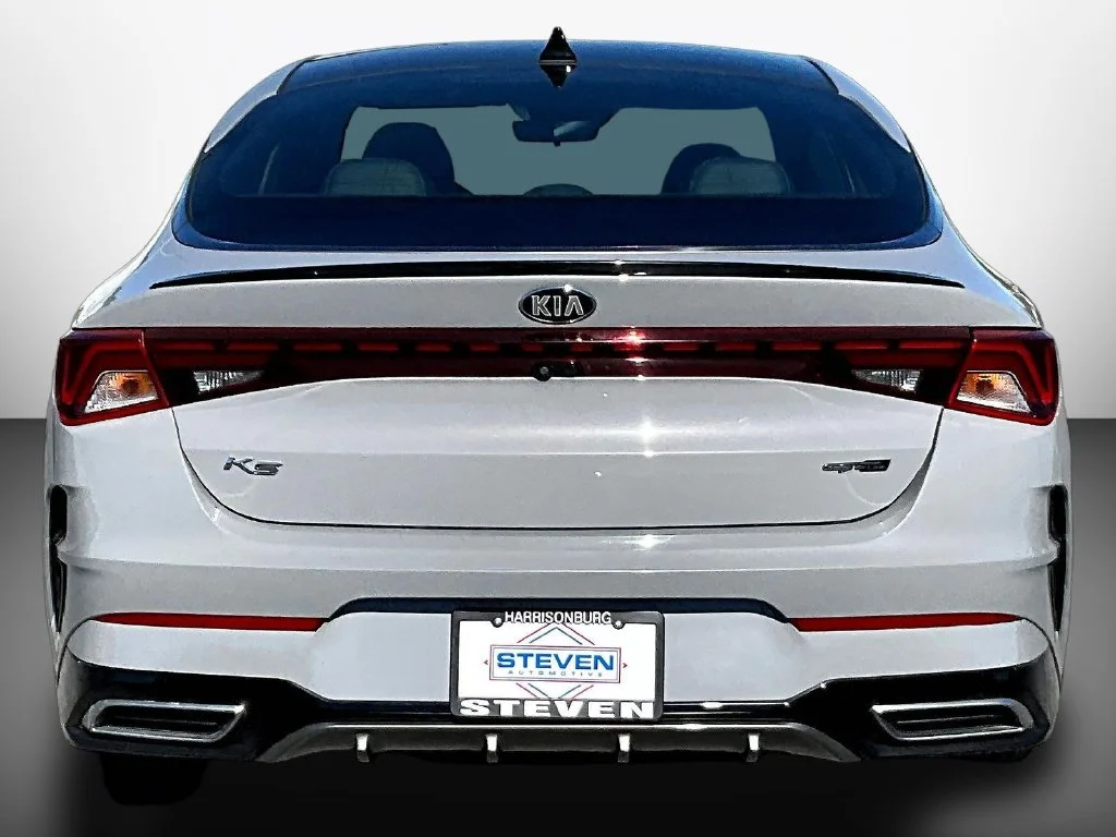 Used 2021 Gray Kia GT-Line image 4