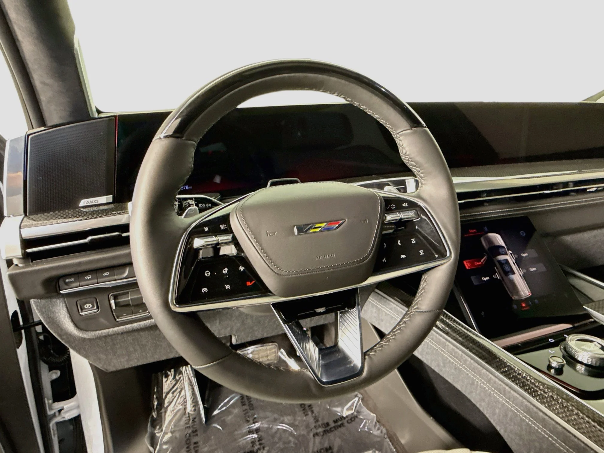 Used 2026 Vibrant White Tricoat Cadillac V-Series image 13