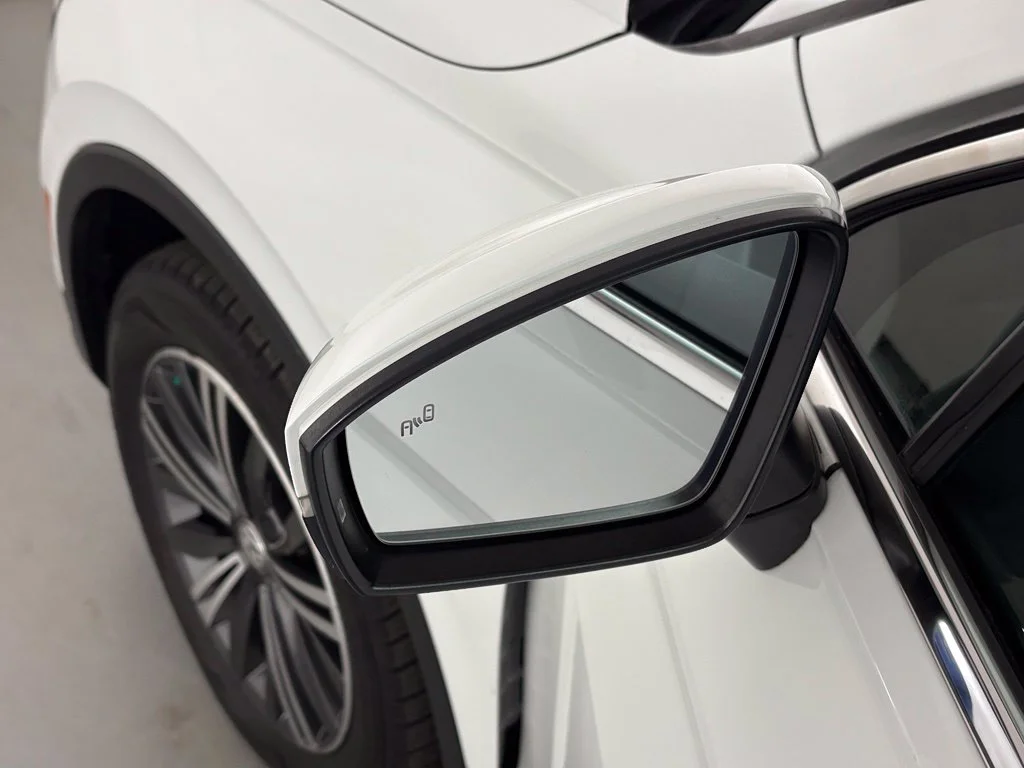 Used 2018  Volkswagen 2.0T SEL image 13