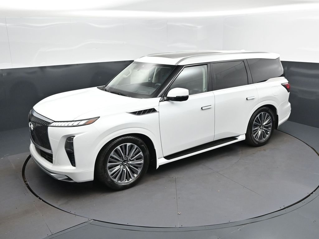 New 2027 RADIANT WHITE INFINITI Luxe 2WD image 27