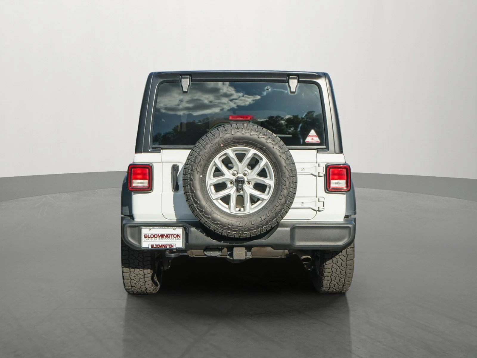 Used 2023 Bright White Clearcoat Jeep Sport S image 6
