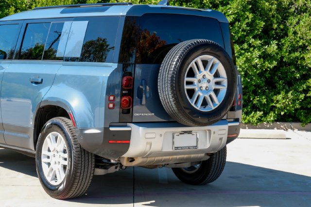 Certified Used 2025 Tasman Blue Metallic Land Rover S image 13