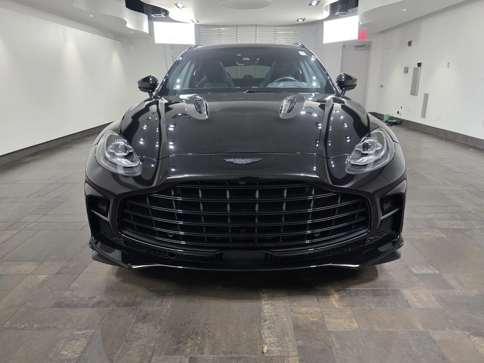 Used 2023 Onyx Black Aston Martin 707 image 7
