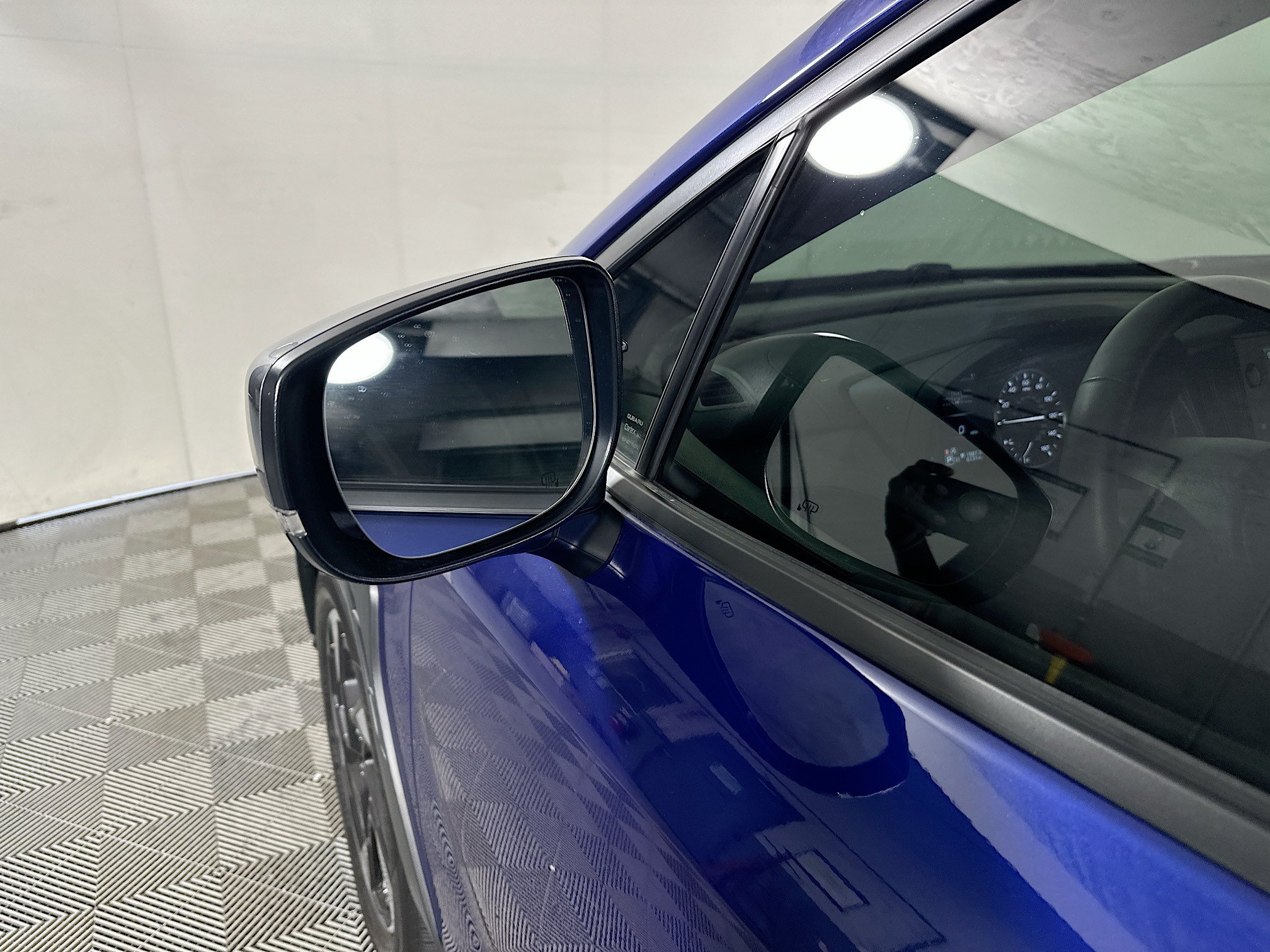 Used 2025 Sapphire Blue Pearl Subaru Limited image 10