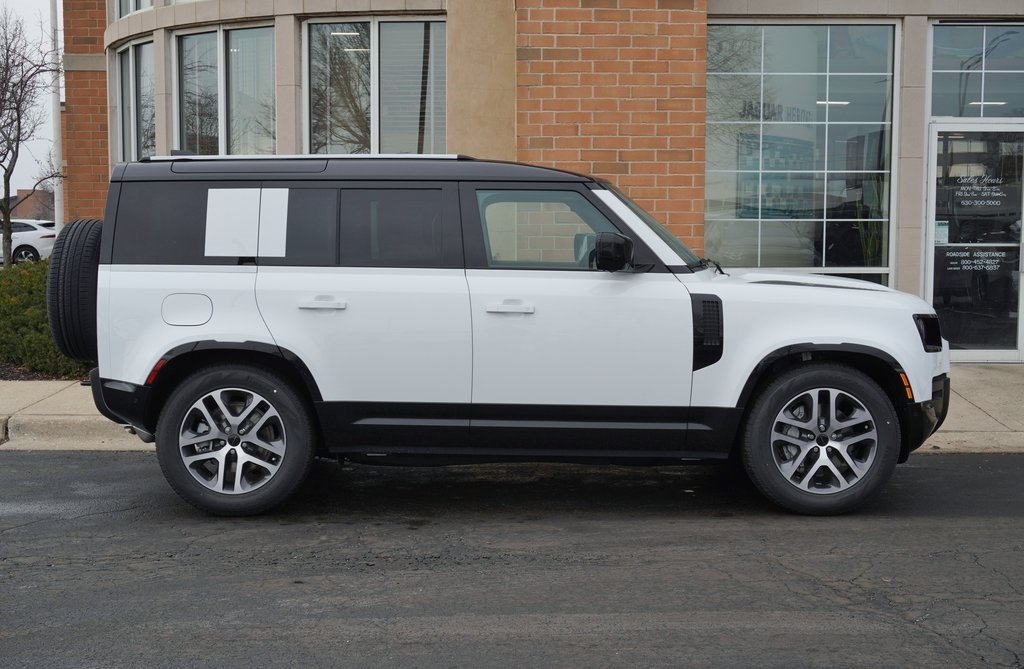 2026 LAND ROVER DEFENDER - Image 6